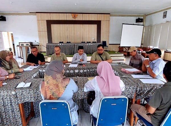 RAPAT PEMBAHASAN VERIFIKASI KEGIATAN FISIK RKP TAHUN 2025